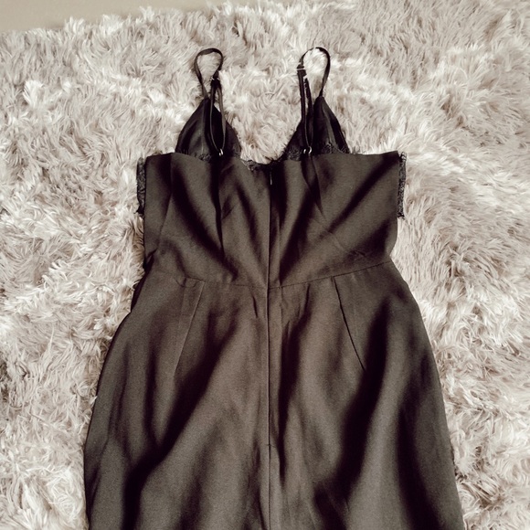 ❌SOLD Missguided Jumpsuit w/ Lace Panels in Black - Picture 5 of 7